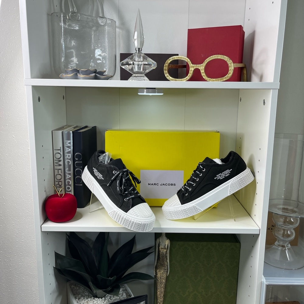 Marc Jacobs Black and White The Sneaker